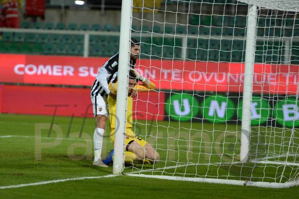 La ”super” papera del portiere dell’Ascoli – VIDEO