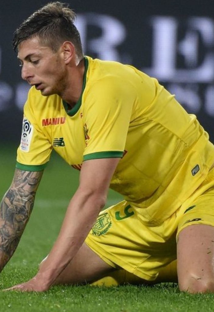 Sala all’amico: “non credo mi troveranno mai; ho paura”