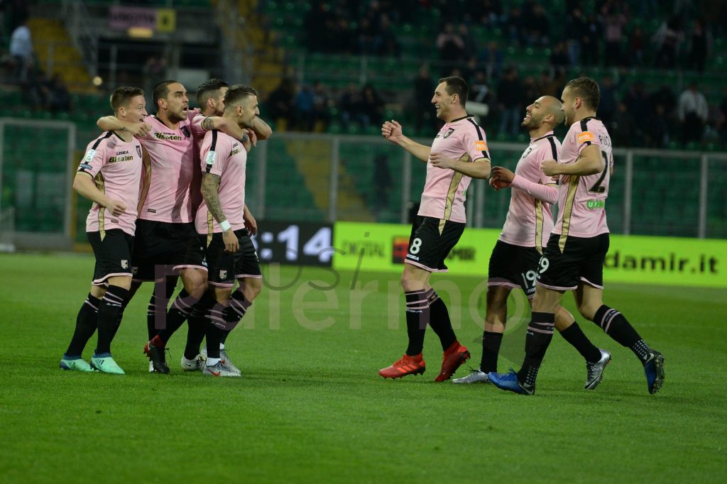 Palermo, un tesoretto per ripartire: l’attuale rosa ha un valore intorno ai 13 milioni – (GazzaSport)