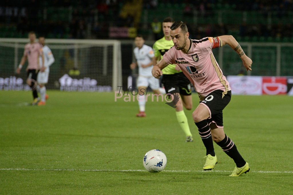 Ilija Nestorovski “is back”: l’attaccante riparte da zero e riflette sul futuro