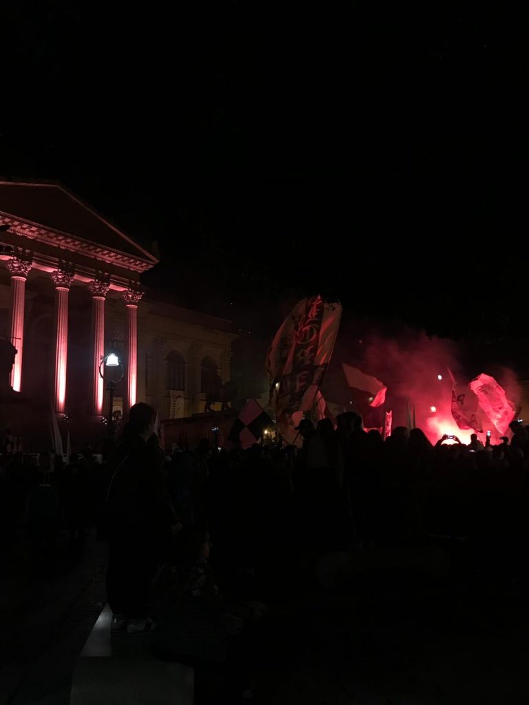 Manifestazione dei tifosi – Le prime foto LIVE