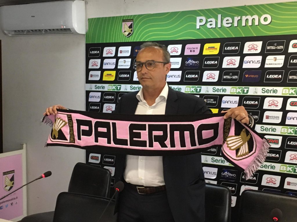 Marino in conferenza, prime parole in rosanero: “Per me, che sono siciliano, allenare il palermo è un privilegio. Ci impegneremo per…”