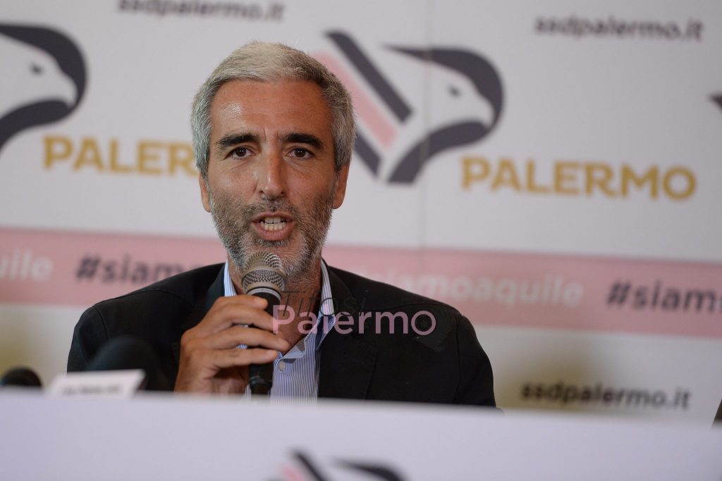 Palermo, domani il sondaggio per la nuova maglia?