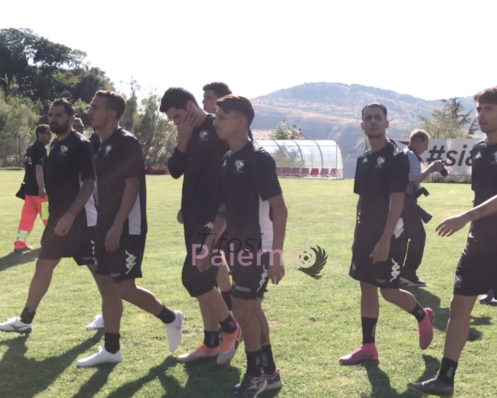 [VIDEO] Palermo-Nola, la seduta al “Tenente Onorato” in vista della partita