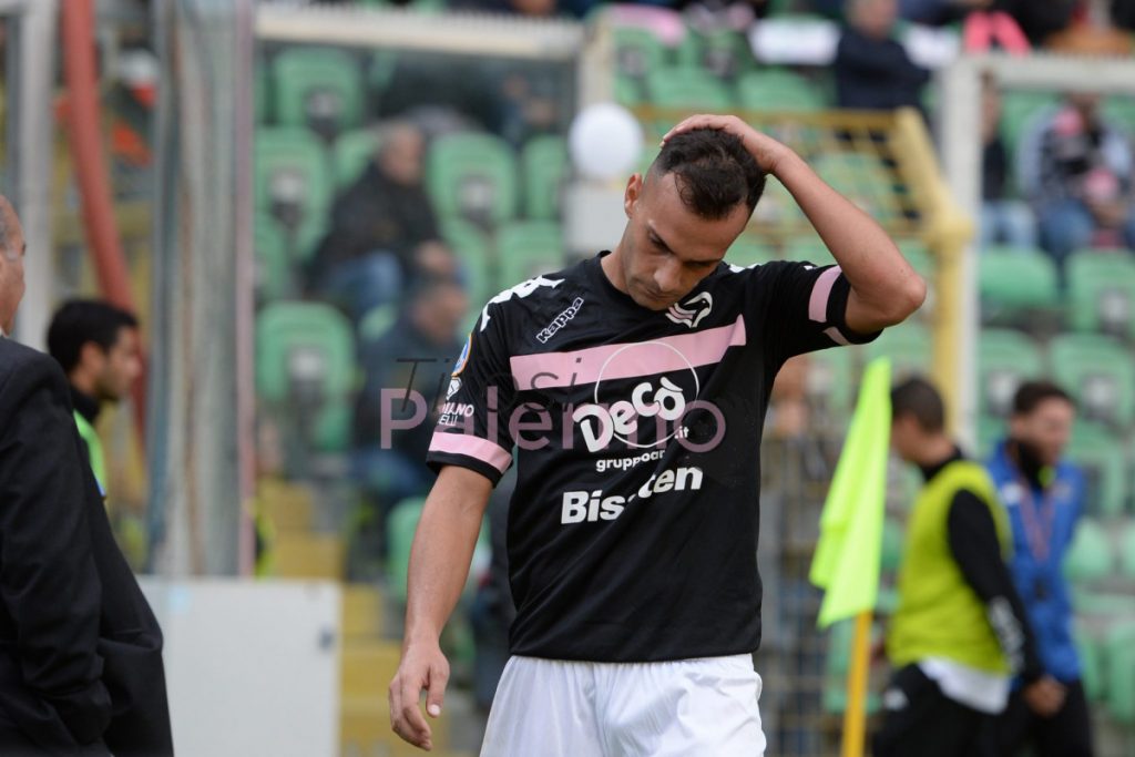 [VIDEO] Ficarrotta, ma che combini? La challenge con i pantaloncini della Juventus…