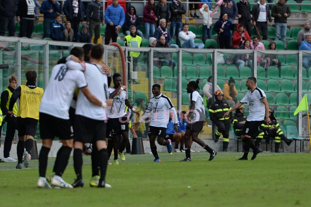 [VIDEO] Savoia-Acireale, il “Giraud” esplode al gol del definitivo 4-2