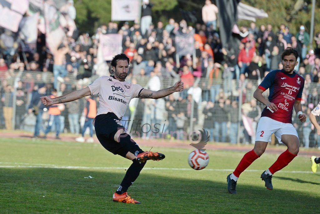 Sforzini: “Basta dire che sto male. Io vado al massimo per il Palermo”
