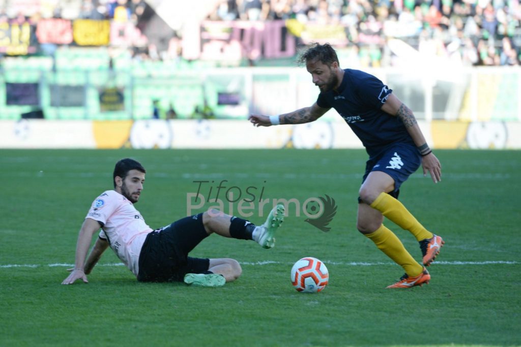 Grande vittoria del Palermo che stende il Biancavilla. Eurogol di Silipo e prima rete di Lucca