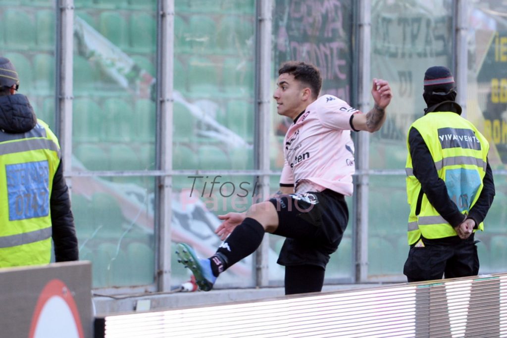 Il gol di Silipo celebrato mimando la tazza di caffè