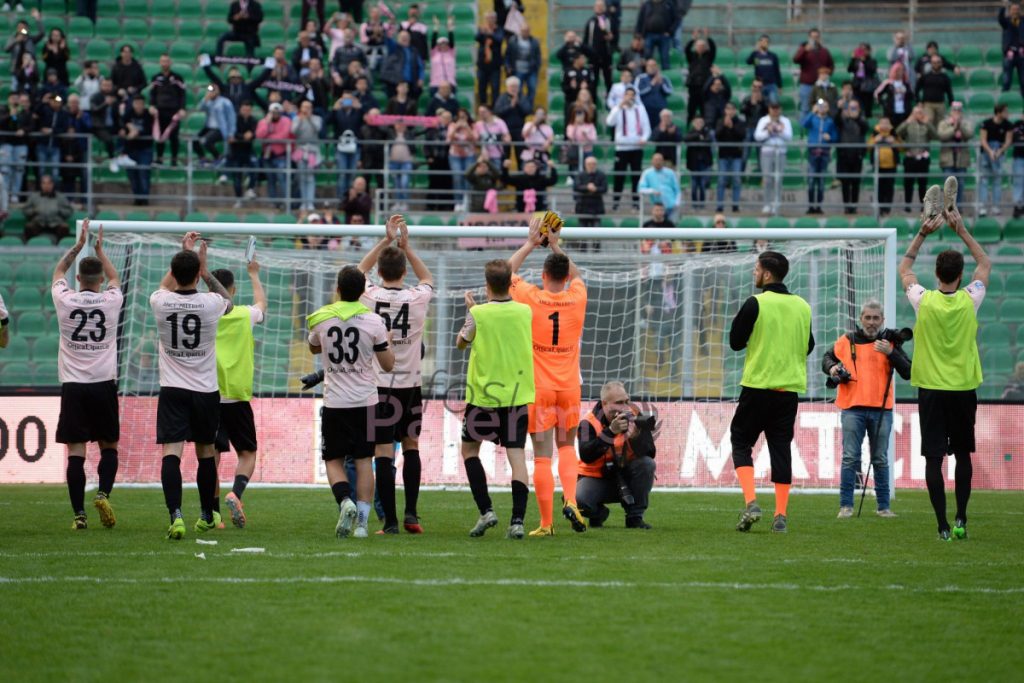 Le parole di Accardi non ci piacciono, noi stiamo con il Palermo