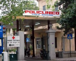 Palermo, il business del “caro estinto”: chiesti 15 arresti per corruzione al Policlinico