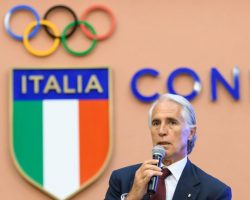 De Laurentiis netto: ” Con Malagò ci risolleveremmo in 2 anni”