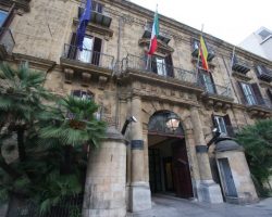 Palermo, legionella nel palazzo della Regione: chiude l’assessorato all’Energia