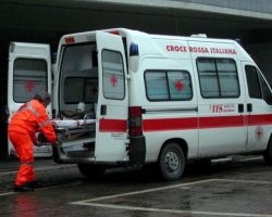 Giallo a Fondo Anfossi: grave la ragazza caduta dalla finestra