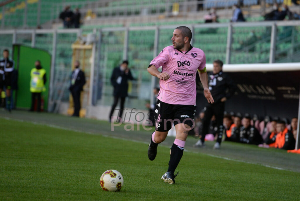 Crivello: “Sì, il Palermo è in ritardo. Ma ai playoff altra musica”