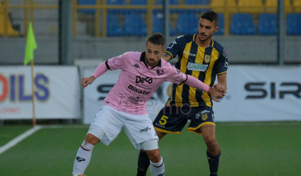Floriano: “Il mio futuro sarà sempre in questa città. Ma giocherò fino al 2022”