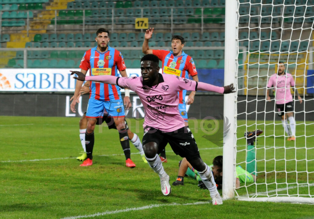 Kanoute: dal gol al derby, alla cessione all’Avellino. Il grande ex del match