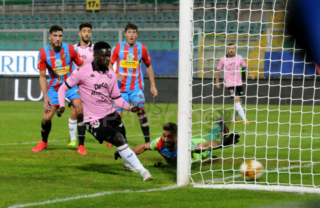 Trapani, ufficiale l’arrivo dell’ex Palermo Kanoute: la nota