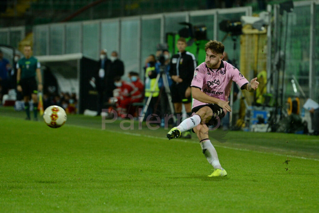 Juve Stabia-Palermo, le formazioni ufficiali: Broh trequartista, Martin in regia