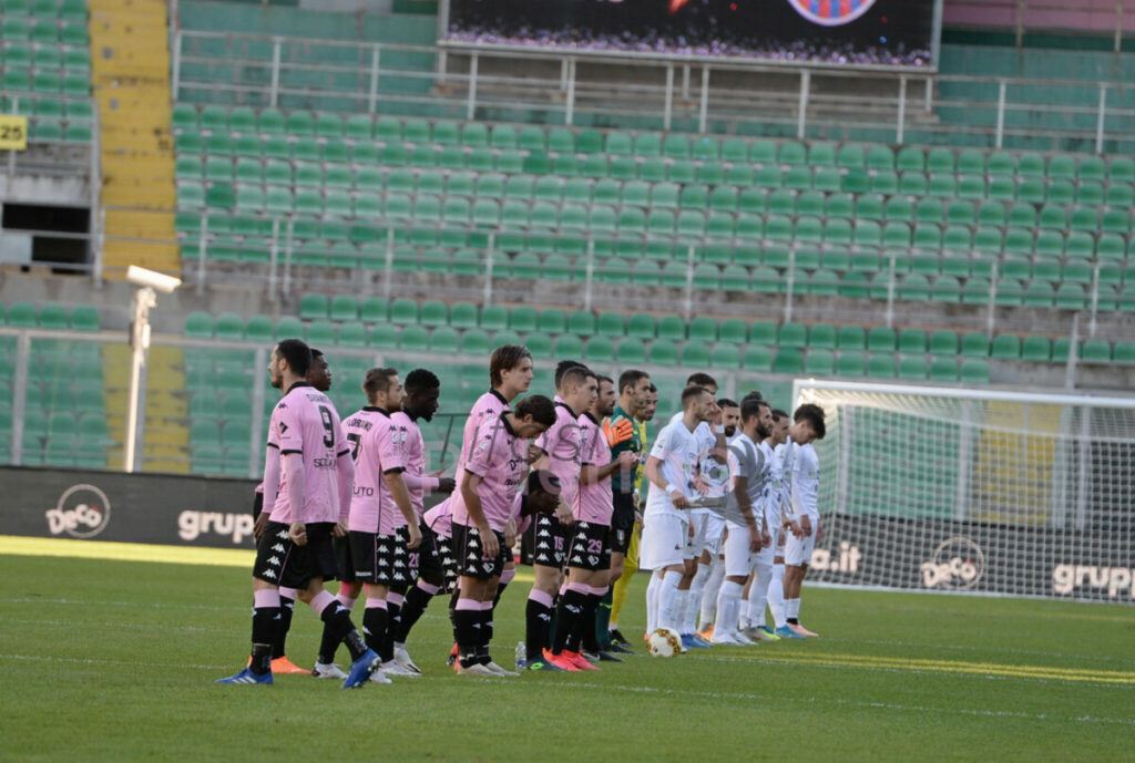 [FOTO] Sconfitti ma corretti: il bel gesto dello staff del Potenza
