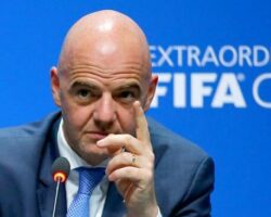 Infantino punge l’Italia: “Con un Mondiale a 208 squadre l’Italia potrebbe qualificarsi”