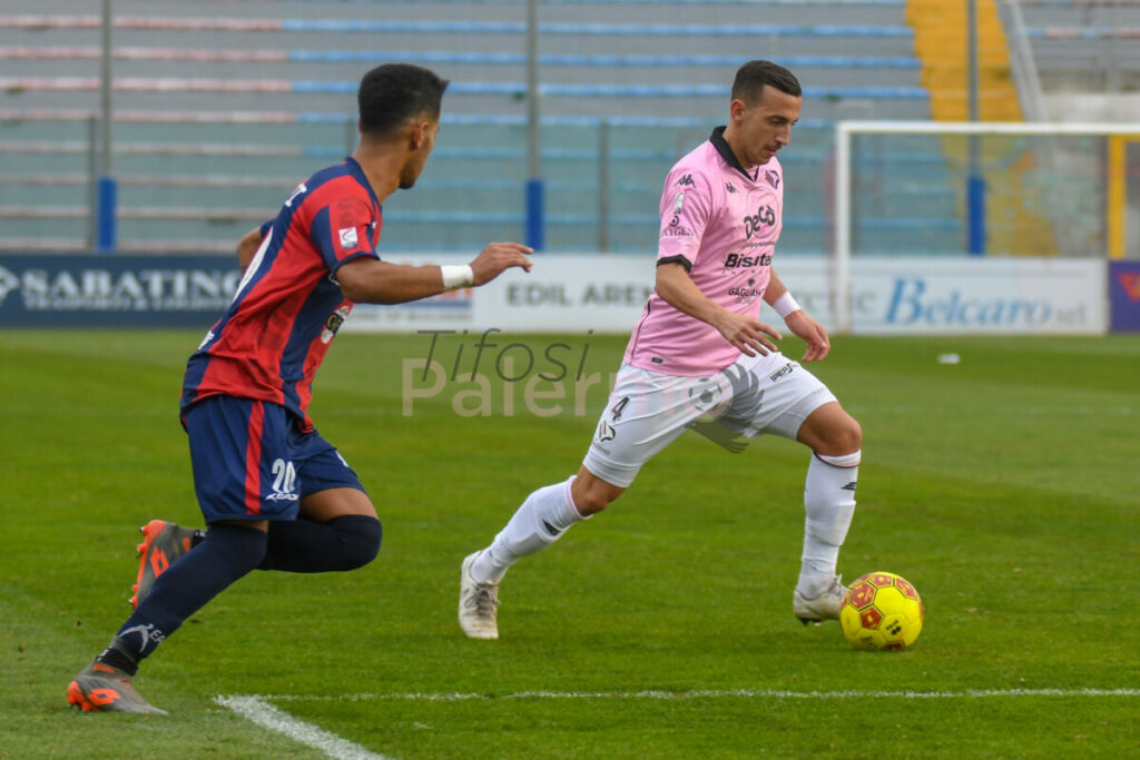 Palermo-Bari, le probabili formazioni: ballottaggio in difesa e in attacco