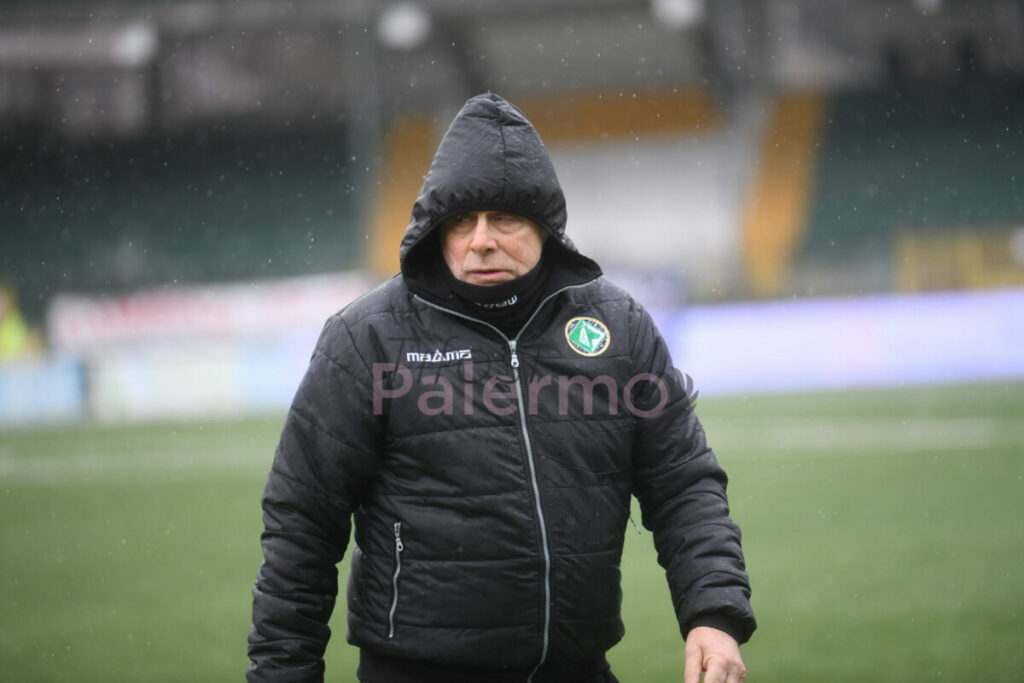 Braglia: “Per vincere contro il Taranto dobbiamo essere quelli di Palermo”
