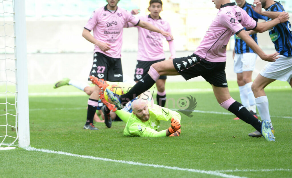Tris al Bisceglie, il Palermo riparte con la… “Lu-Lu” e super Mario