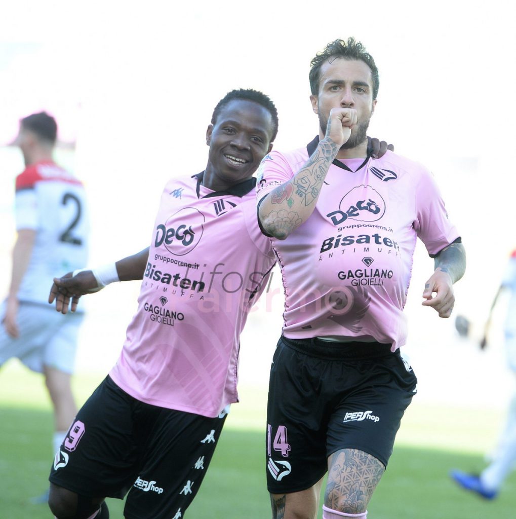 [LIVE] Palermo-Campobasso 3-1: la traversa salva i rosa. Brunori la chiude