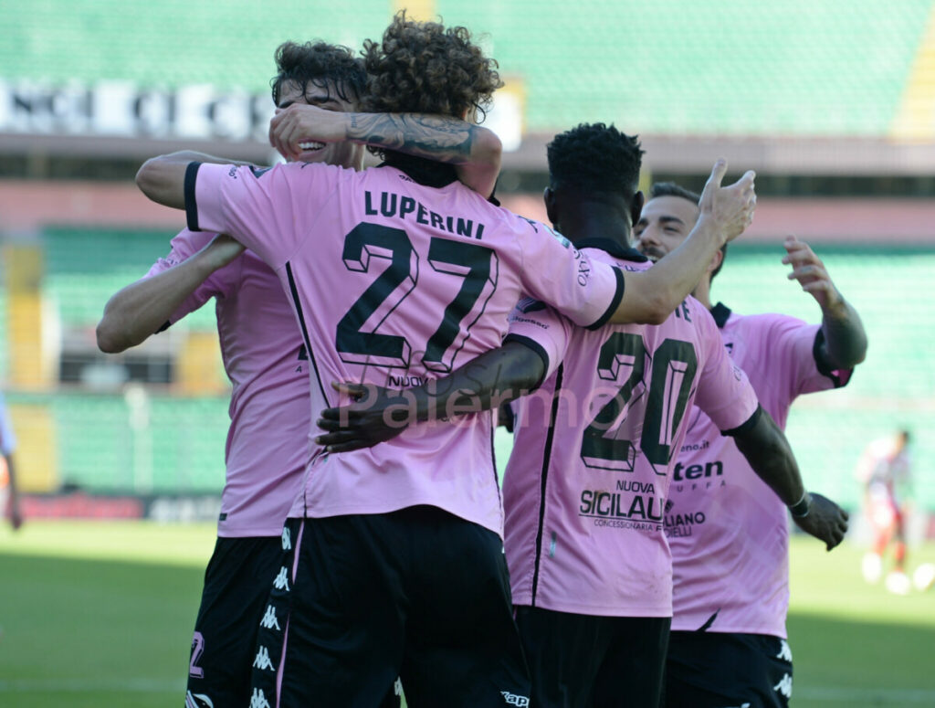 Palermo, ufficiale l’amichevole ad Enna: previste 900 persone allo stadio