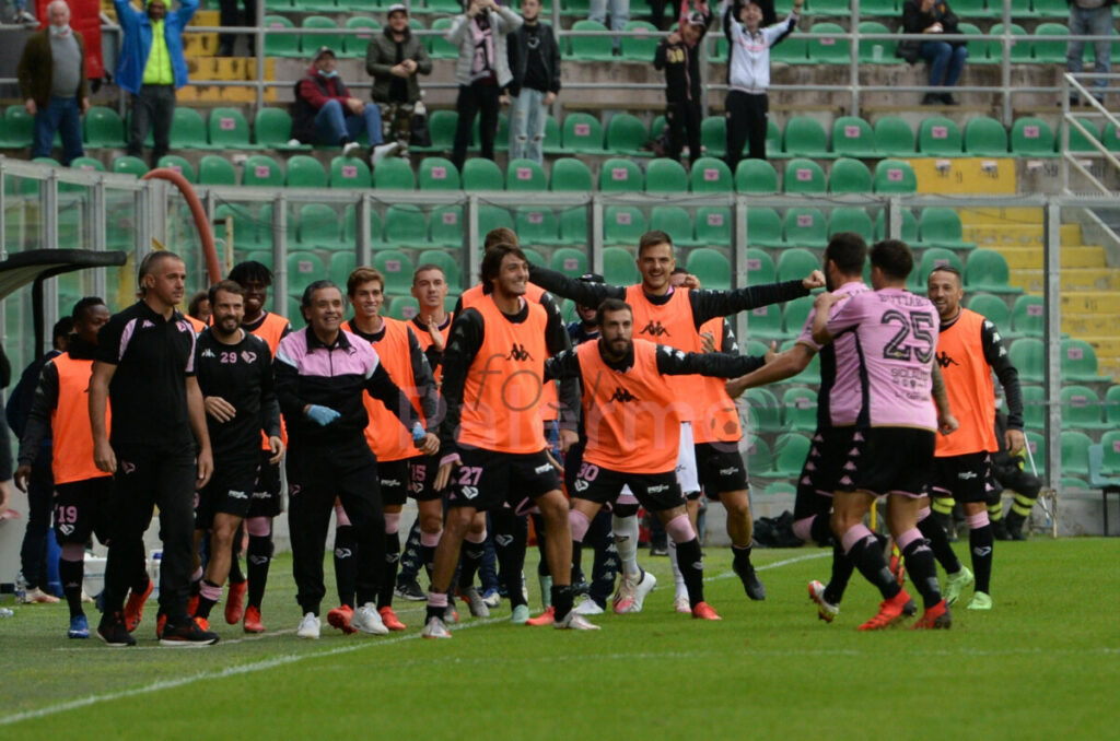 Fidelis Andria-Palermo 0-2: pragmatismo e ordine, così i rosa sono secondi