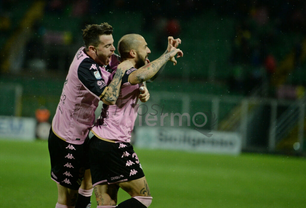 Palermo-Bari, i convocati di Filippi: assenze pesanti nei rosa