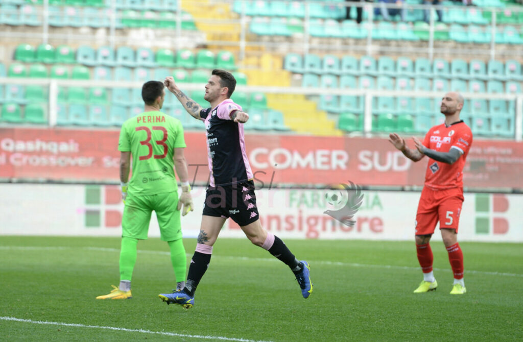 Cinquina Palermo, Turris in frantumi