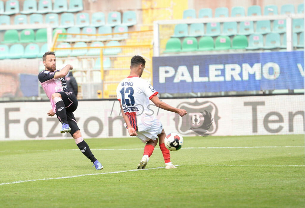 Soleri sfida ancora il suo tabù, caccia al primo gol da titolare