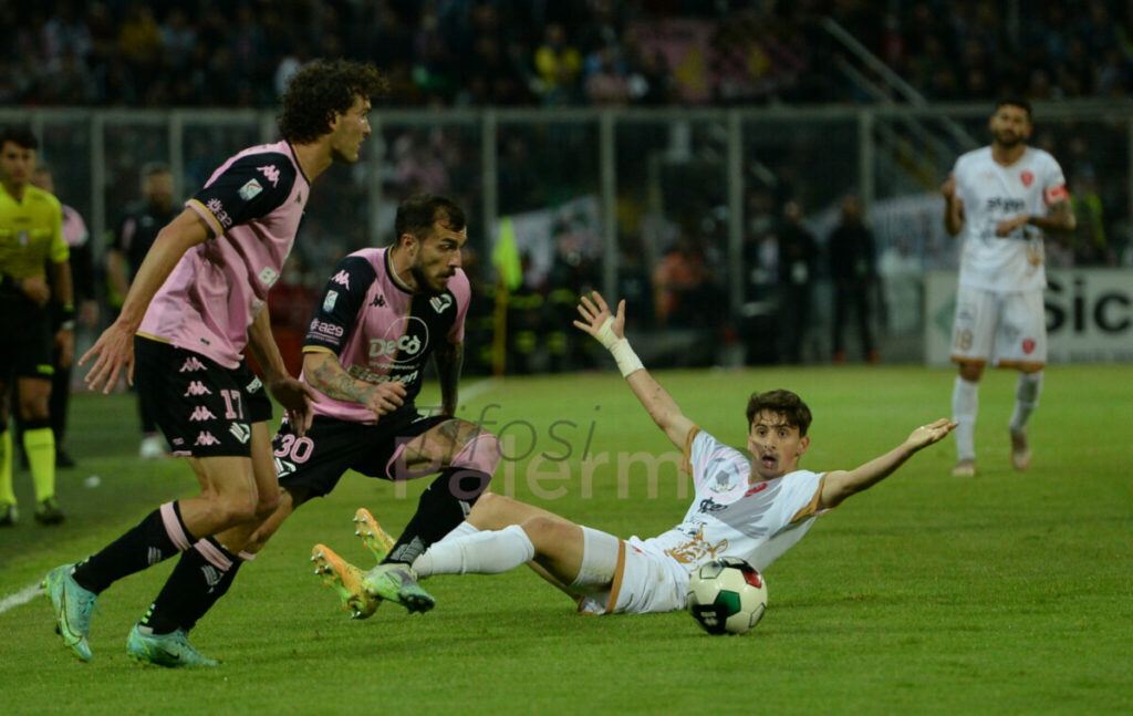 Palermo freme. Ma la testa è tutta all’Entella