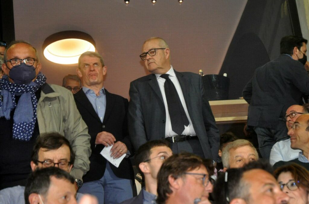 Galassi: “Il City tratta il club rosa, ma serve tempo”