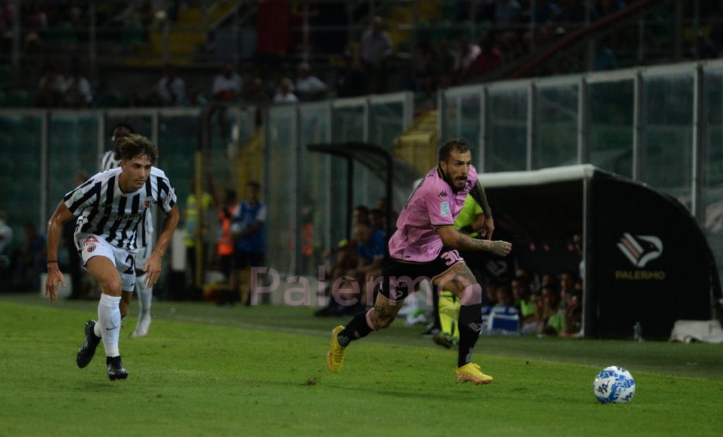 Mercato Palermo, cessione Valente? Corini è stato chiaro