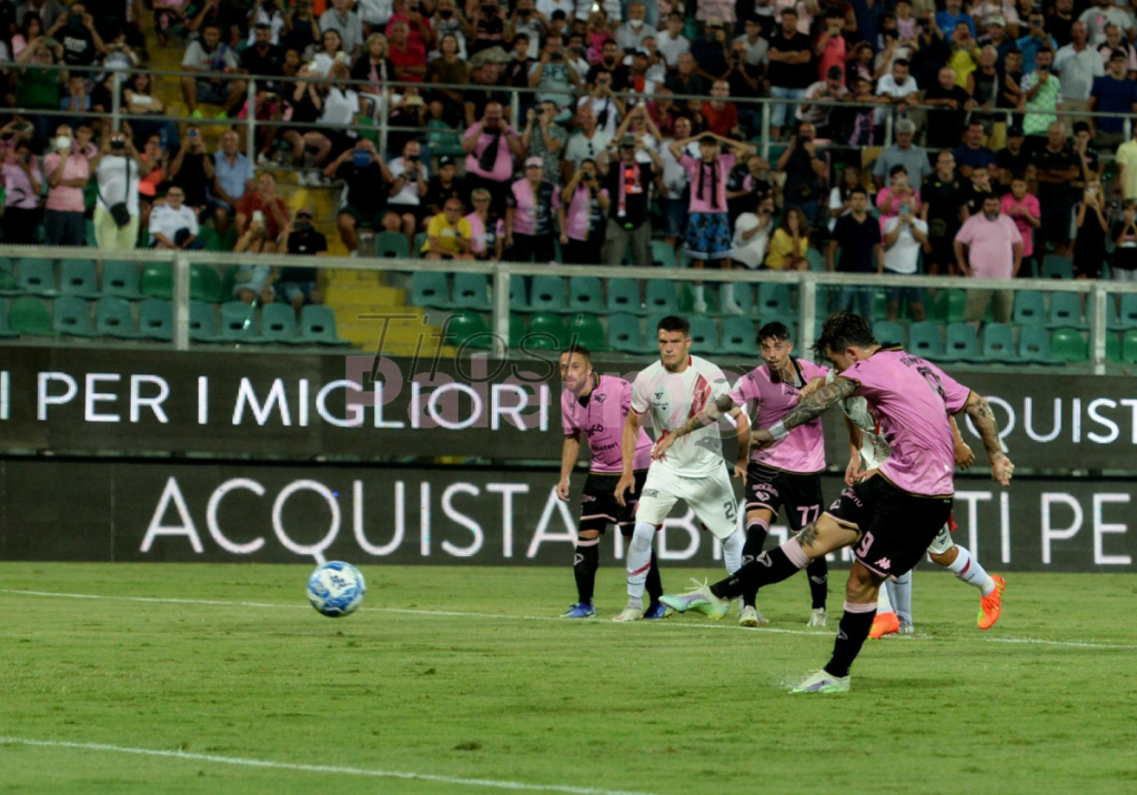 GdS – Inizia l’era del 4-3-3. Ma manca ancora qualche pedina