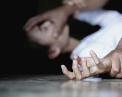 18enne violentata dopo un incontro su Tinder: si cerca il responsabile