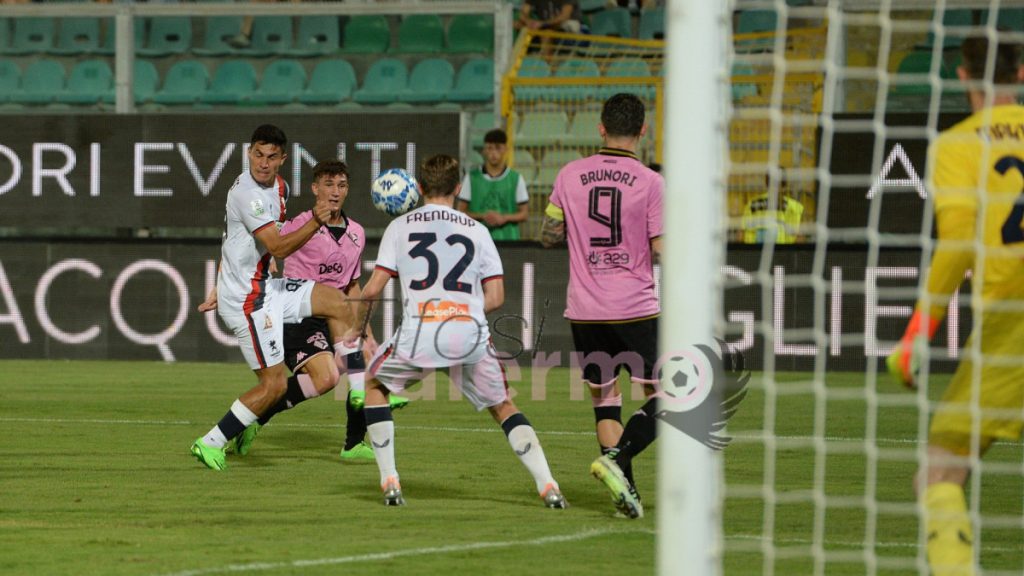 Repubb. – La doppia svolta rosanero