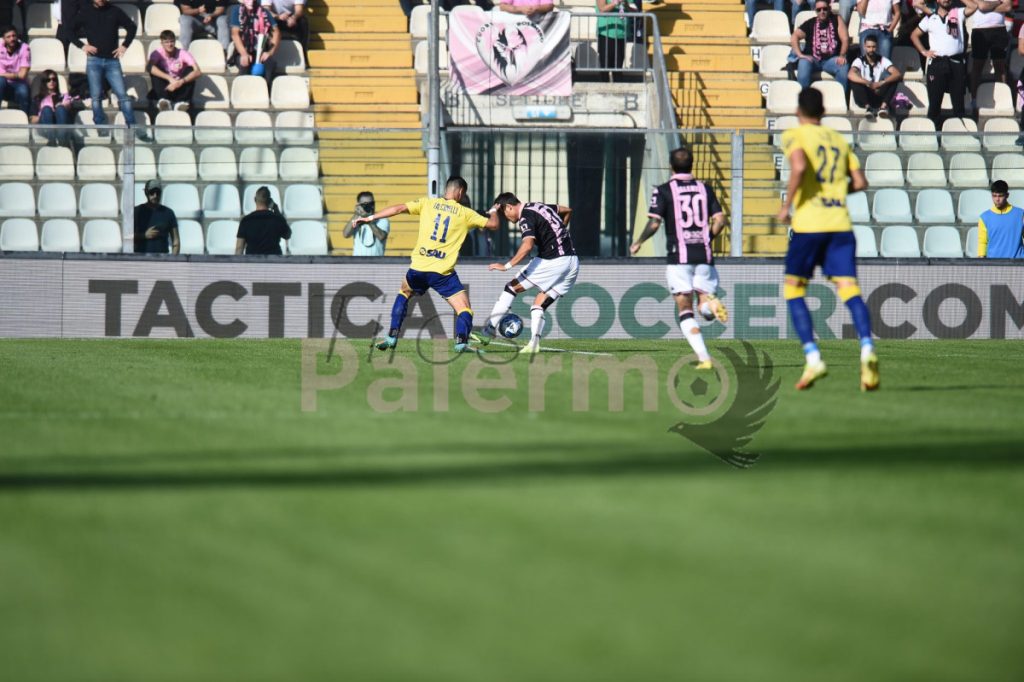 CorSport –  Corini-Pecchia senz’alibi. Palermo e Parma alla pari 