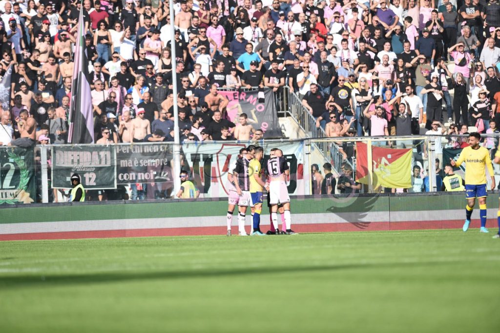 Modena-Palermo, si scalda il settore ospiti: i biglietti venduti
