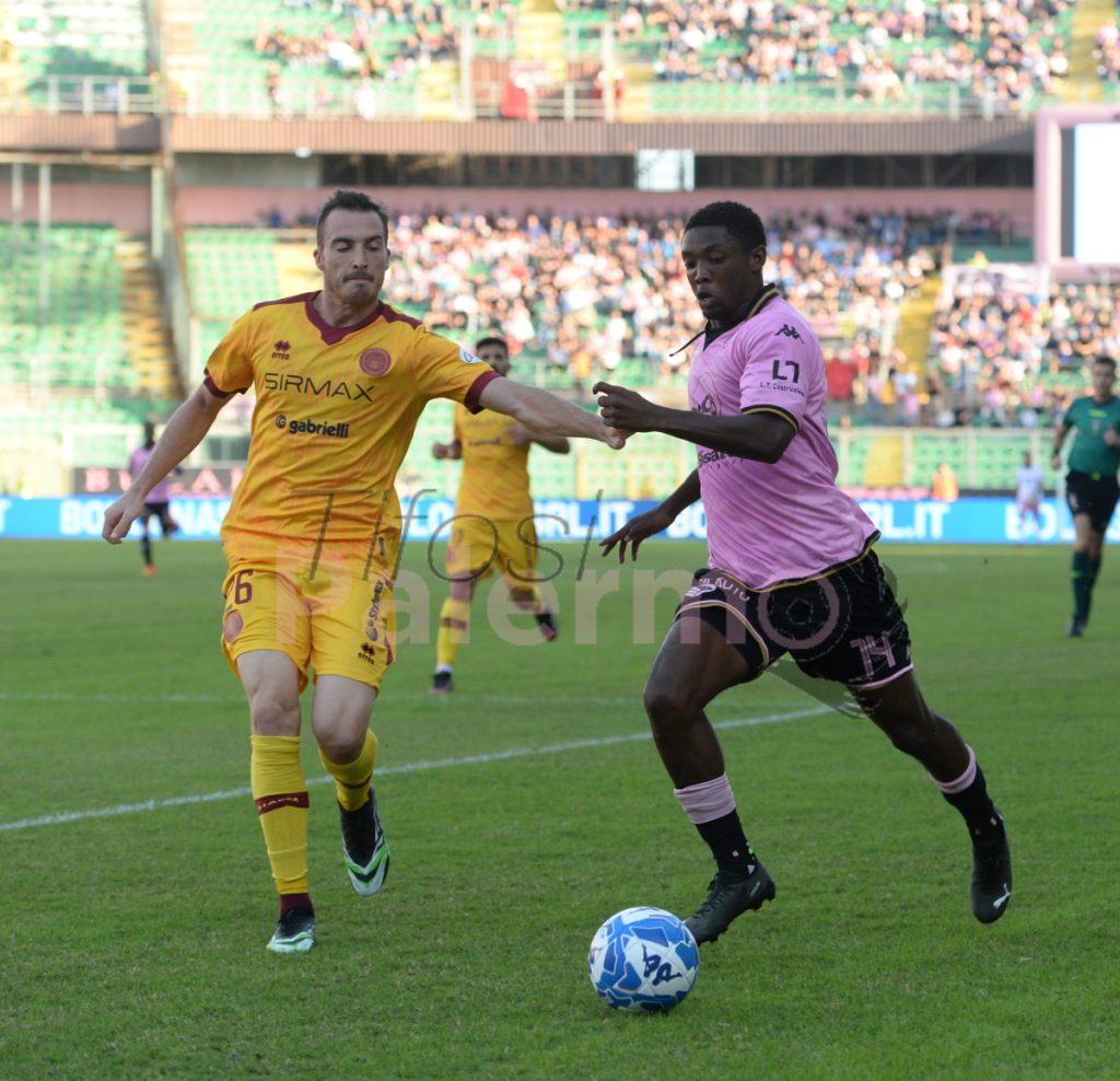 Palermo, Broh: “Dispiace per il gol. Adesso testa al Como”