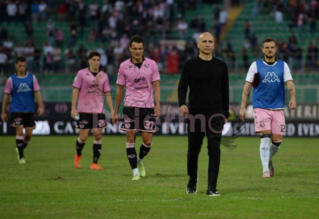 Como-Palermo, probabili formazioni: dubbi a centrocampo per Corini