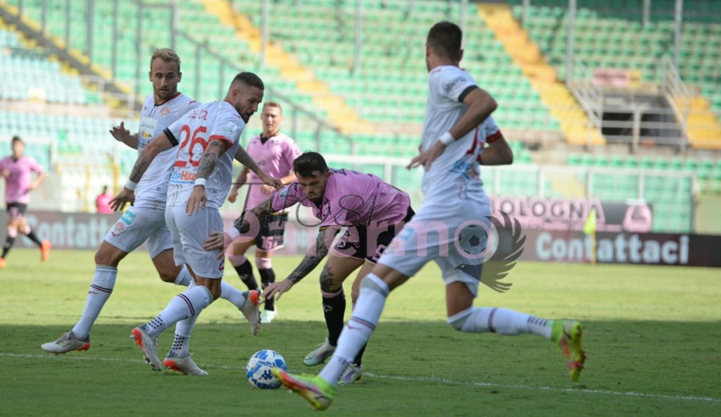 Repubb. – Rosanero senza idee: sconfitta e fischi al “Barbera”