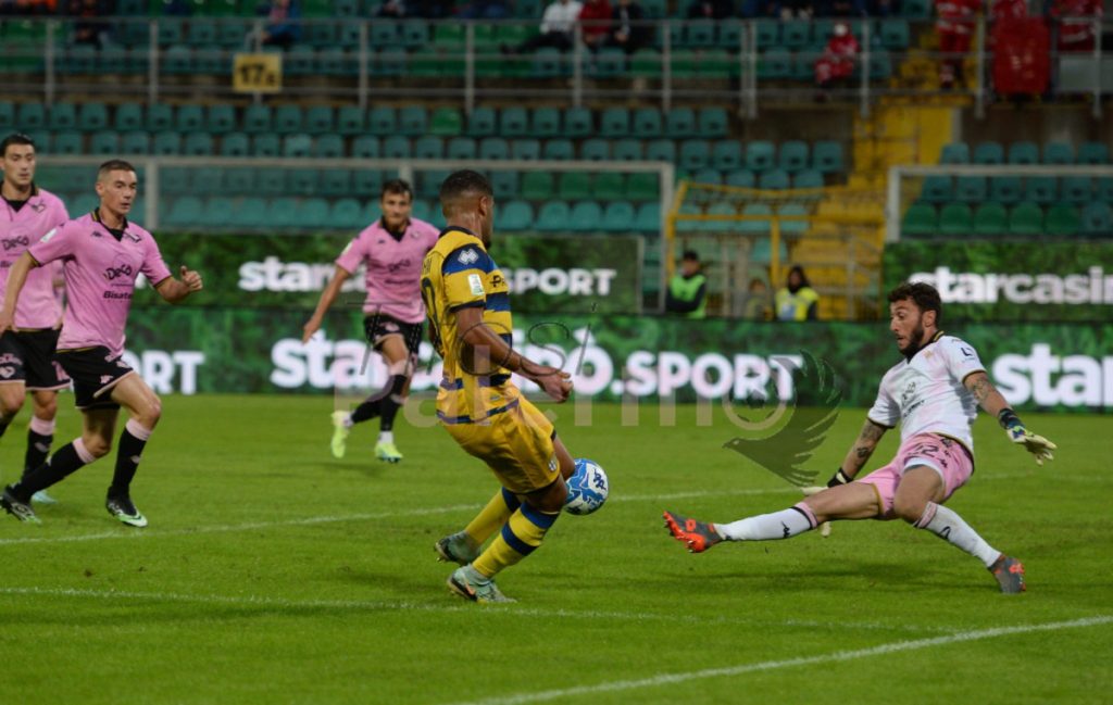 Palermo-Venezia, le pagelle: Pigliacelli è l’unico che si salva