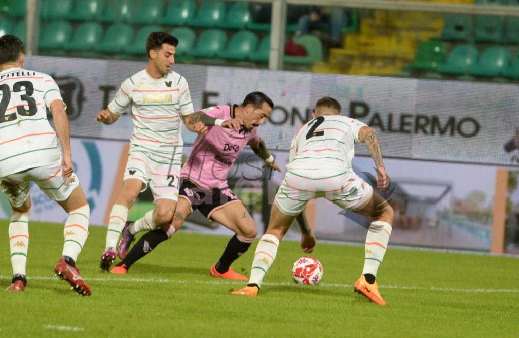 Venezia, contro il Palermo la società chiama i tifosi: l’iniziativa