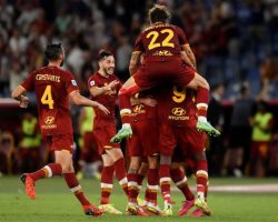 Ufficiale: trasferte vietate per i tifosi di Roma e Fiorentina fino a fine stagione