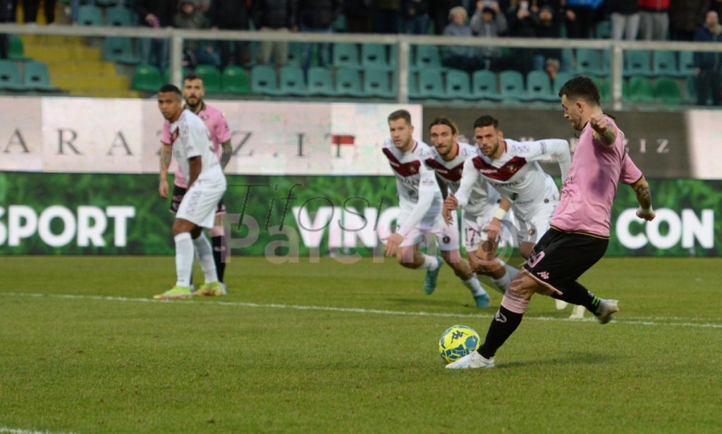 Repubb. – I rosanero ripartono con il dilemma del rigorista