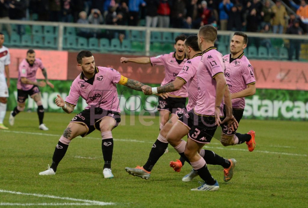Palermo calcio, scala la vetta del Trend su Twitter: la posizione